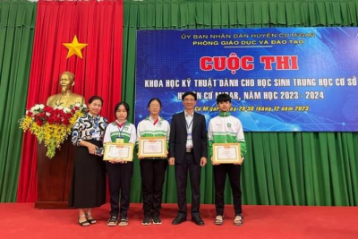 TRƯỜNG THCS NGUYỄN TẤT THÀNH THAM GIA CUỘC THI KHKT CẤP HUYỆN NĂM  HỌC 2023-2024
