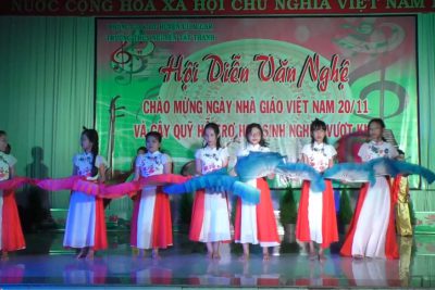 Danh dách nhà hảo tâm, mạnh thường quân ủng hộ học sinh nghèo hiếu học năm học 2018-2019 trong đợt văn nghệ chào mừng 201/11
