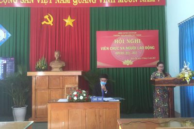 Trường THCS Nguyễn Tất Thành tổ chức Hội nghị VC, NLĐ năm học 2021-2022