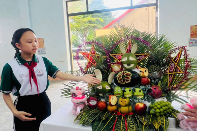 Sôi nổi các hoạt động vui Tết Trung thu của Liên đội Trường  THCS Nguyễn Tất Thành Sôi nổi các hoạt động vui Tết Trung thu của Liên đội Trường  THCS Nguyễn Tất Thành